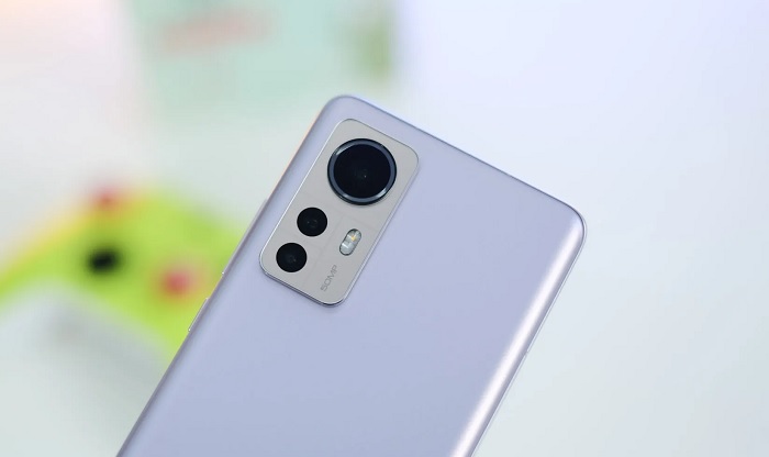 Cận cảnh cụm camera của máy