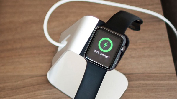 Kiểm tra pin và bộ sạc của Apple Watch