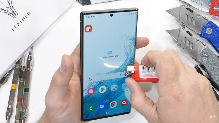 S22 Ultra không thể vượt qua được bài kiểm tra hơ lửa màn hình