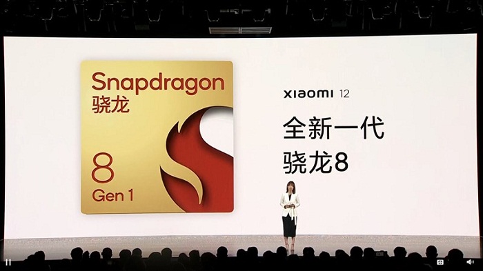 Xiaomi 12 được trang bị con chip Snapdragon 8 Gen 1 mạnh mẽ