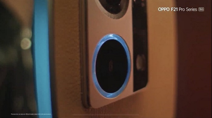 Dải đèn led phát sáng trên cụm camera