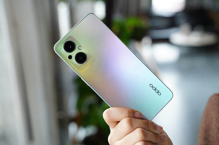 OPPO Reno7 Z 5G sở hữu ngoại hình ấn tượng