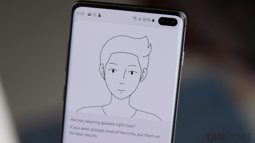 khóa màn hình Samsung bằng quét khuôn mặt