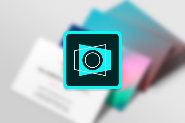 Adobe Scan (Android và iOS)