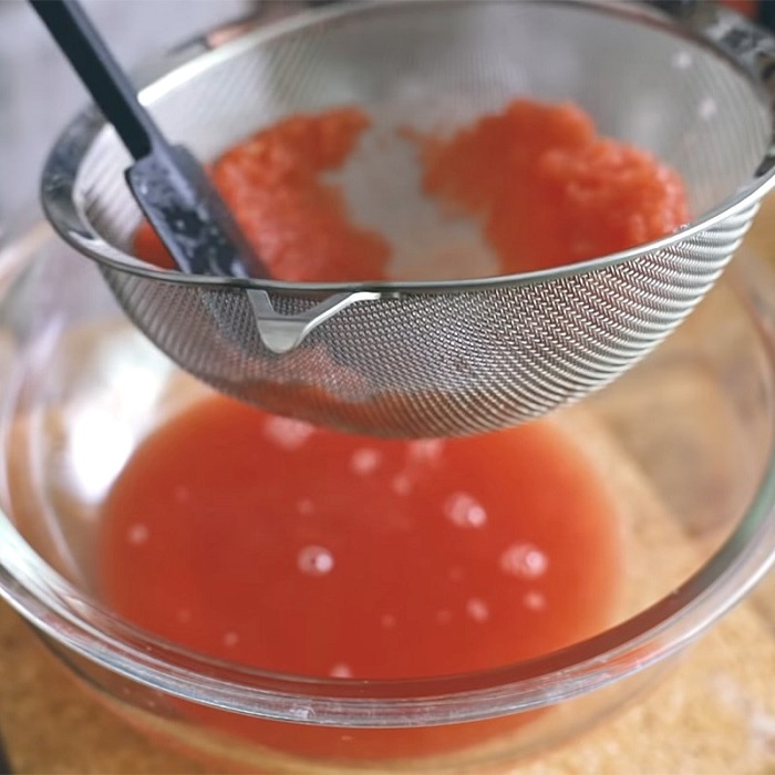Lọc nước dưa hấu