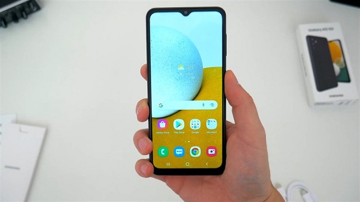 Màn hình A13 cho độ sáng 600 nits