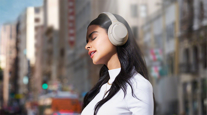Ambient Sound còn được gọi là chế độ âm thanh xung quanh hay xuyên âm