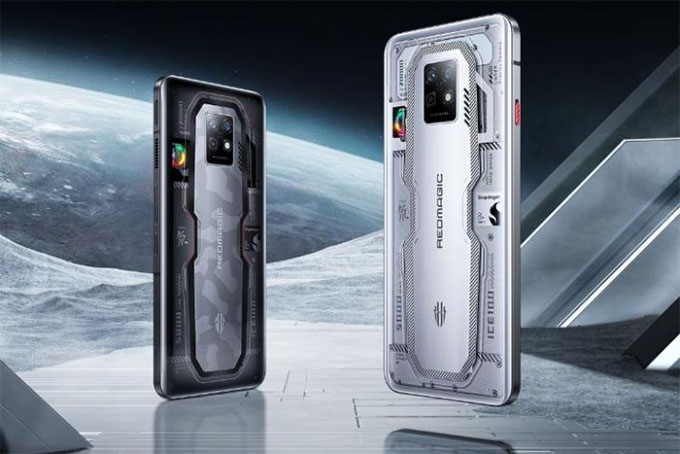 Màn hình cũng là một trong những ưu điểm nổi bật trên Red Magic 7S Pro