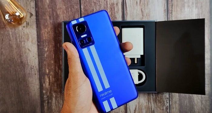 Trên tay Realme GT Neo 3 Thor Love And Thunder Edition
