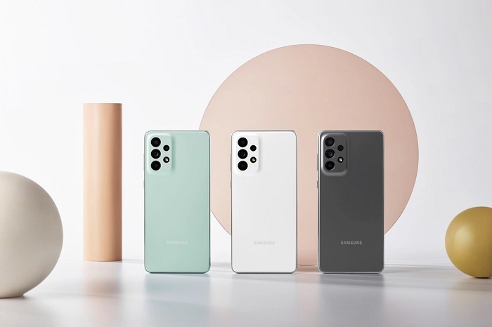 so sánh Oppo Reno8 5G và Samsung Galaxy A73 5G