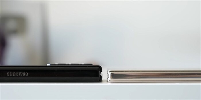 Xiaomi MIX Fold hiện là chiếc điện thoại gập mỏng nhất so với những mẫu máy khác