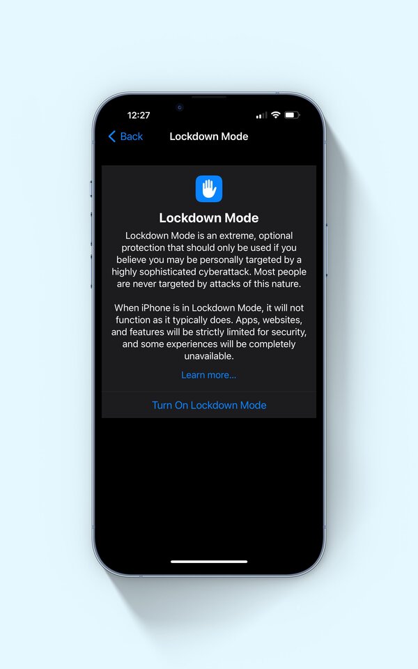 Lockdown Mode- tính năng bảo mật tối ưu có sẵn trên iOS 16
