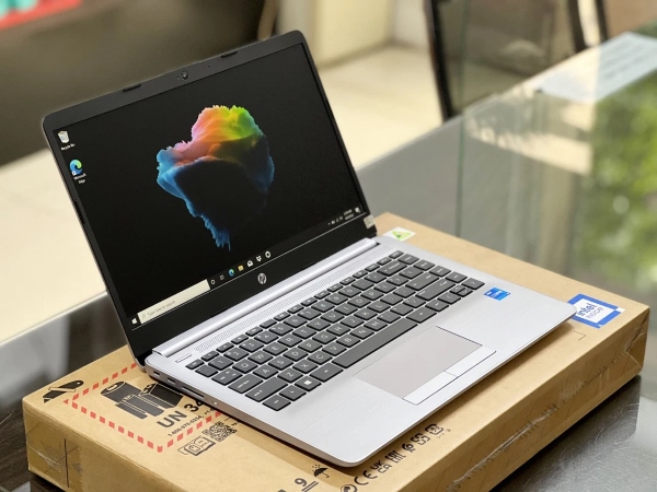 Laptop HP 240 G8 i5 1135G7