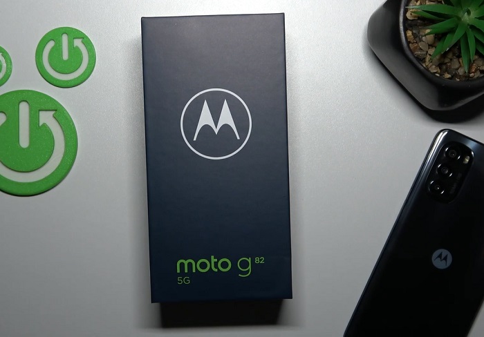 Mở hộp Motorola Moto G82