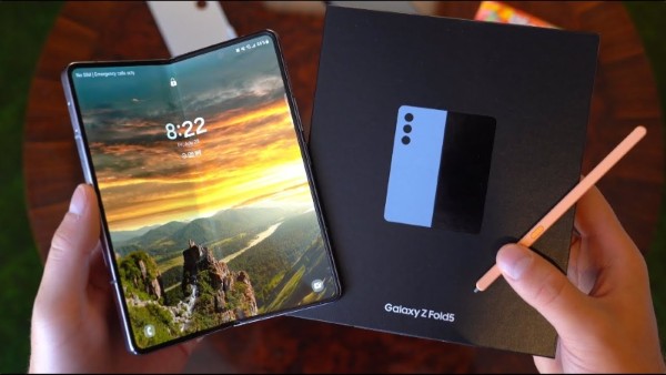 Samsung Galaxy Z Fold 5