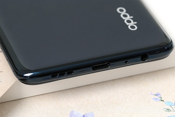 tại sao điện thoại OPPO sạc pin lâu đầy