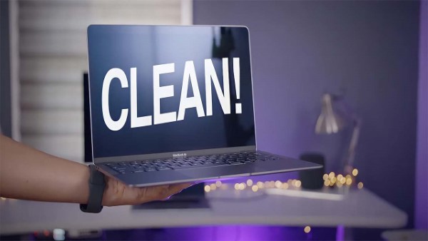 Có nên dán màn hình MacBook