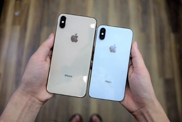 Sale model iphone là gì