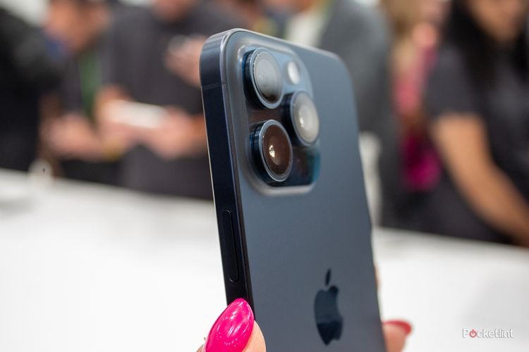 Khung viền titan hút mắt trên iPhone 15 Pro và iPhone 15 Pro Max