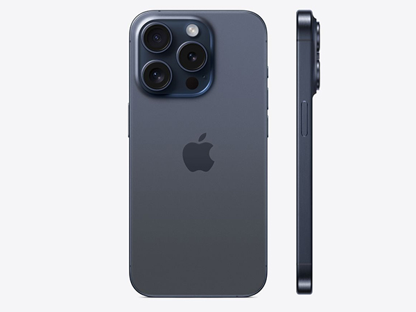  iPhone 15 Pro Titanium Xanh (Titanium Blue) nhìn từ mặt lưng 