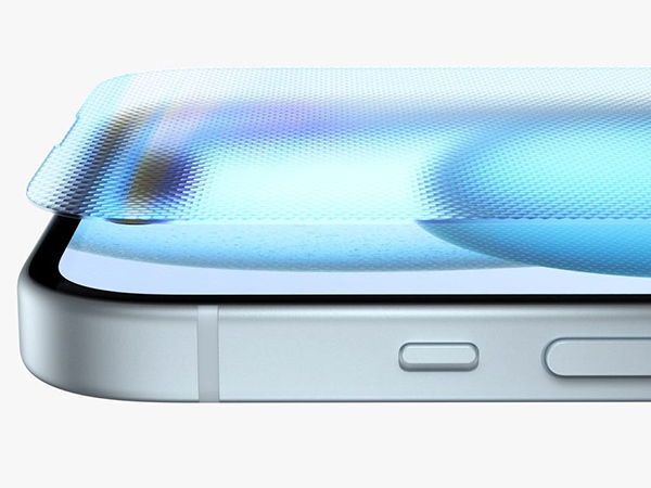 Công nghệ màn hình OLED và tấm nền Ceramic Shield đều được trang bị trên iPhone 15 và 15 Pro Max 
