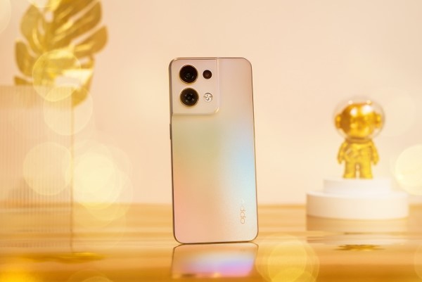 OPPO Reno8 5G.