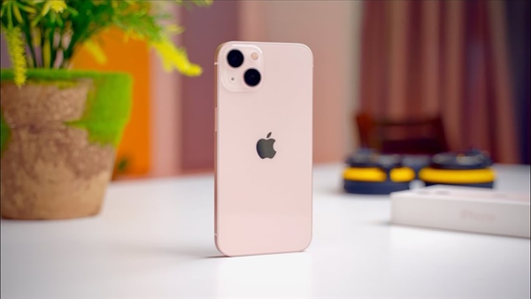 iPhone 13 mini