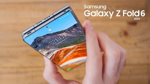 A hand holding a cell phone
Description automatically generated