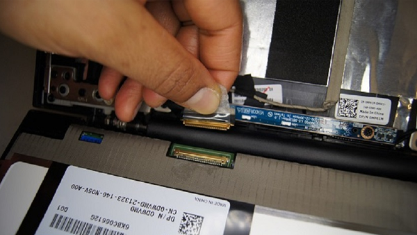 Cao áp là một bộ phận quan trọng trong màn hình MacBook