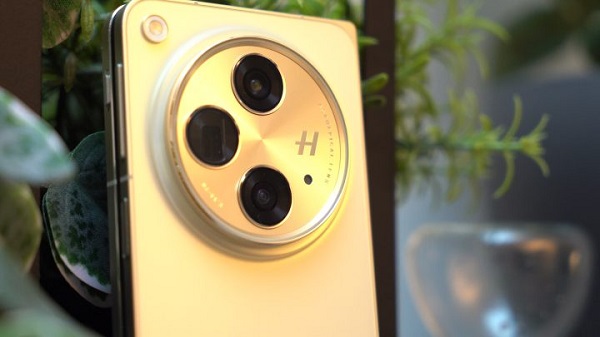 https://imgs.viettelstore.vn/Images/Product/ProductImage/dien-thoai/OPPO/2023/OPPO%20Find%20N3/OPPO-Find-N3-4.jpg
