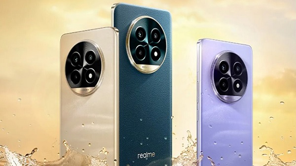 A group of cell phones with round lenses
Description automatically generated