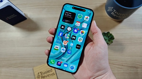 A cell phone in a box
Description automatically generated