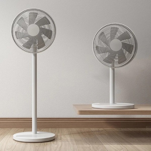 Mi Smart Standing Fan 2 thiết kế thông minh có thể điều chỉnh chiều cao