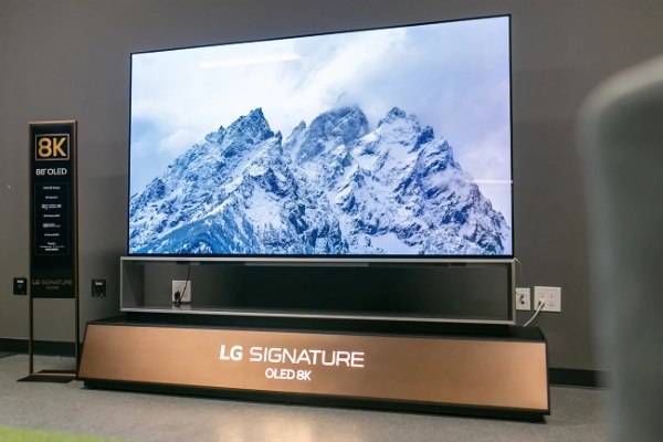 Sản phẩm tiên phong Tivi LG 8K