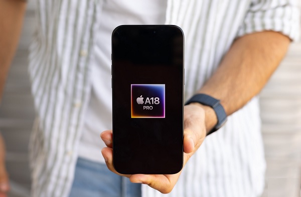 A group of cell phones
Description automatically generated