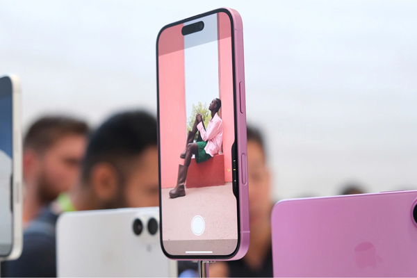 Thay đổi độ sáng Camera cũng là một cách hữu hiệu để mang đến những hình ảnh sắc nét như mong muốn