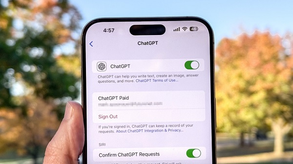 ChatGPT trong iOS 18.2