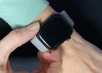 Nguyên nhân và cách khắc phục lỗi Apple Watch không lên màn hình