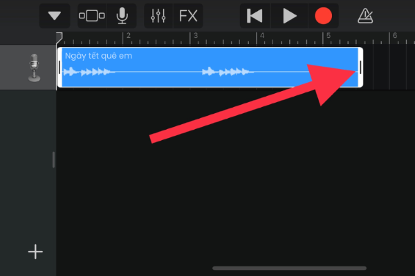 Kéo hai đầu đoạn âm thanh để cắt phần nhạc mong muốn