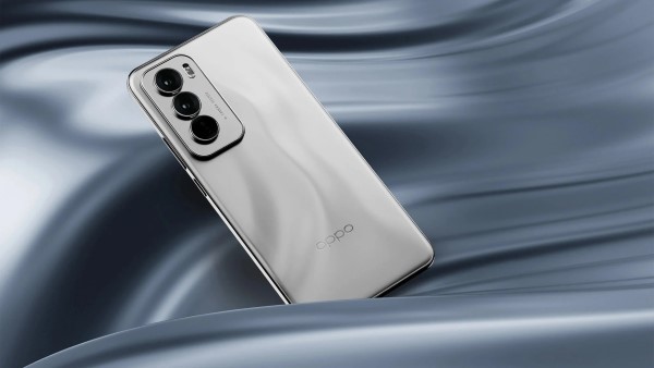 OPPO Reno12