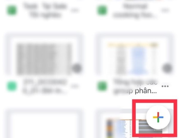 Nhấn vào biểu tượng dấu + ở góc phải phía dưới màn hình