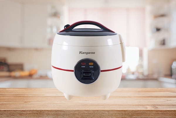 Nồi cơm điện 1.2L loại cơ Kangaroo KG823