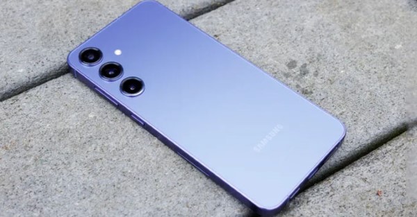 Samsung Galaxy S25 Plus.