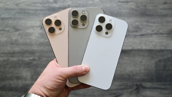 Kính là một trong những vật liệu mới được nhiều hãng điện thoại cao cấp lựa chọn