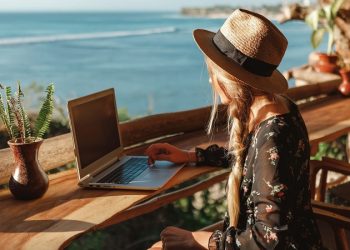 Digital Nomad là gì? Ưu và nhược điểm của lối sống Digital Nomad?