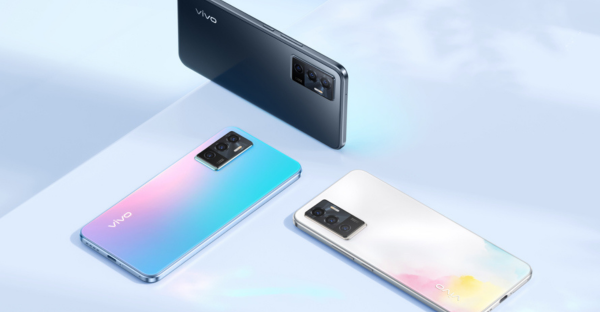 Vivo S nổi bật trong phân khúc tầm trung với thiết kế sang trọng