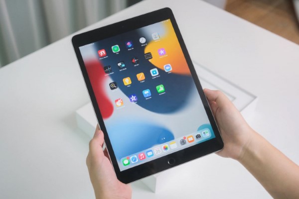 iPad Gen 9 (thế hệ thứ 9) với phiên bản Wifi 64GB