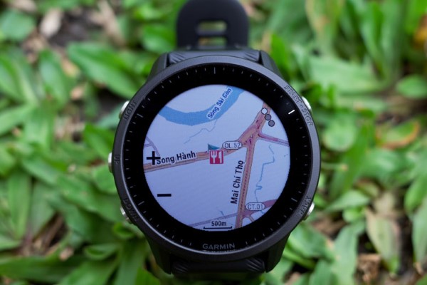 Garmin Forerunner 265 và 955 đều tích hợp GPS, GLONASS và Galileo