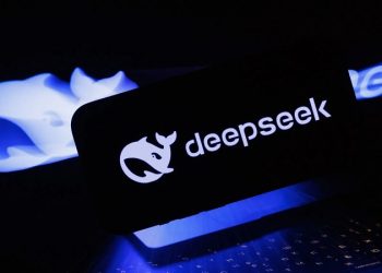 DeepSeek là gì? Ưu thế của DeepSeek so với các công cụ AI khác?