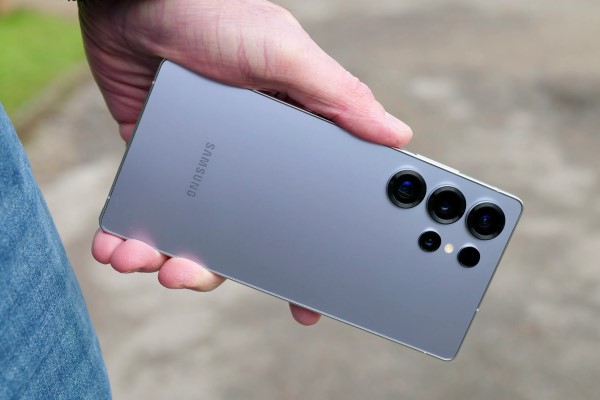 Samsung Galaxy S25 Ultra đáng mua nhất năm 2025